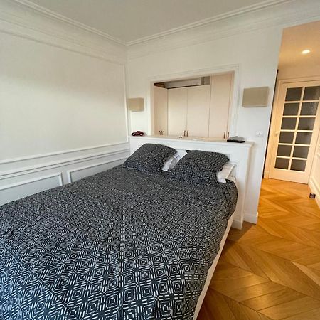 Apparemment Niche Dans Les Arbres Apartment Narbonne Luaran gambar